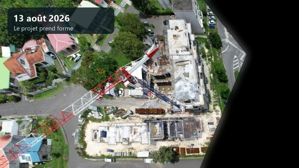 Vue aérienne du chantier des 48 logements à Tavernier en août 2026